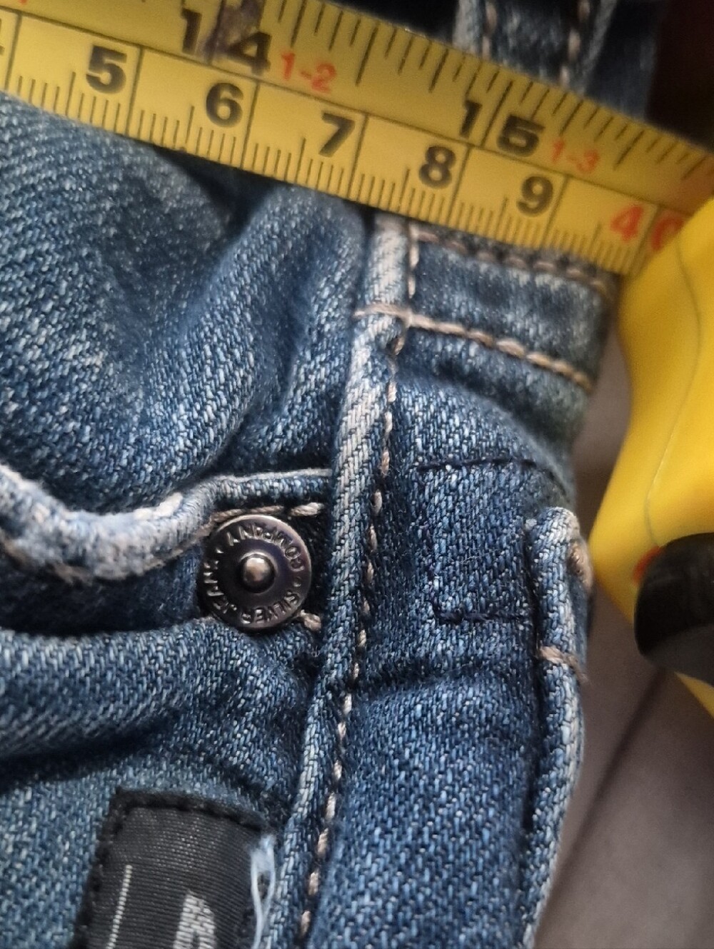 Silver Jeans Dark Blue Denim Zac Style